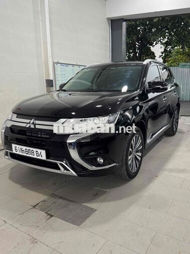 Mitsubishi Outlander 2.0 CVT Đen