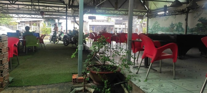 Cần bán sang nhượng đất có quán cafe sân vườn mặt tiền đường , cần thơ