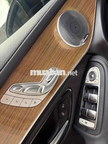 Mercedes Benz GLC 250 4Matic 2019 Đen 79,000 Km