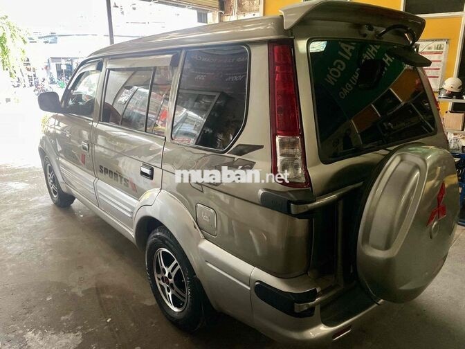 Mitsubishi Jolie Vàng Cát 7 chỗ, SX: 2006