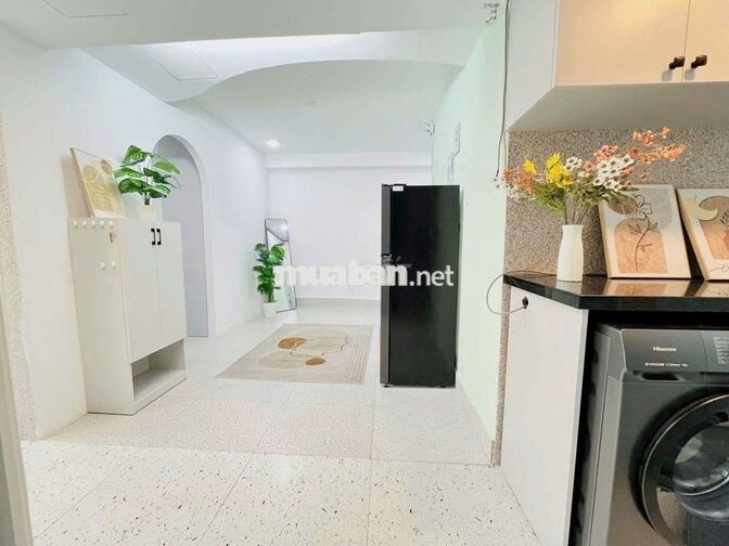 Căn hộ 1pn đầy đủ nội thất mặt tiền ngay cầu Nguyễn Tri Phương 