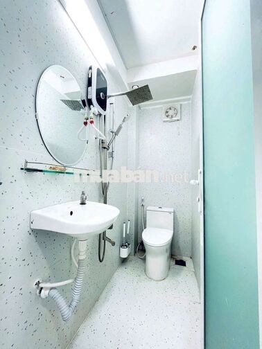 Căn hộ 1pn đầy đủ nội thất mặt tiền ngay cầu Nguyễn Tri Phương 