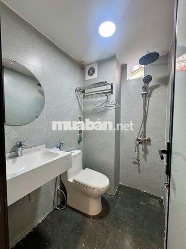 CĂN HỘ FULL ĐỒ BAN CÔNG SIÊU RỘNG, THOÁNG NGAY CÔNG VIÊN HOÀ BÌNH 