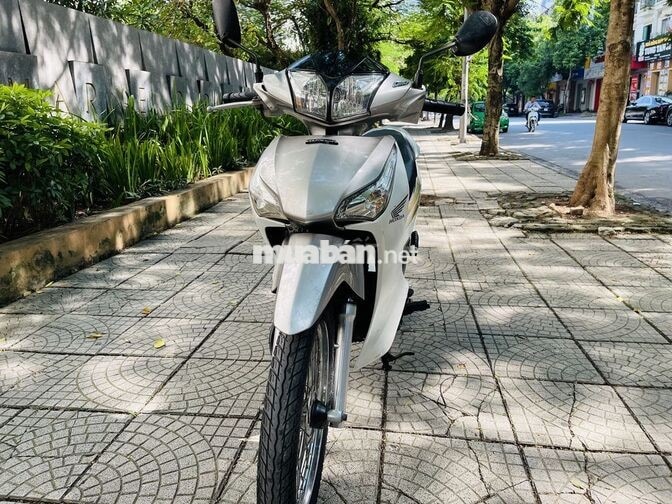 Honda Future 125 Fi Trắng xám xe nguyên bản đẹp