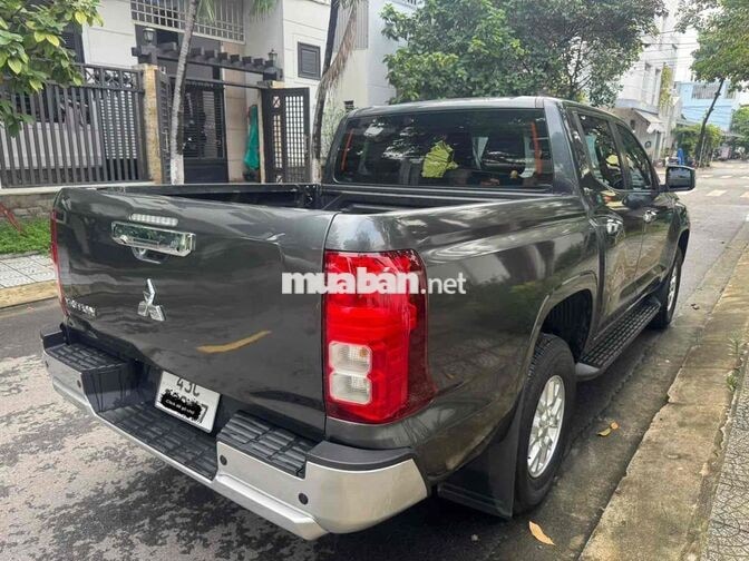 Mitsubishi Triton 2.4L GLX 4x2 AT 2024 Xám