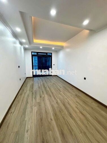 cho thuê nhà 5 tầng ngõ 11 bát khối sn 1b