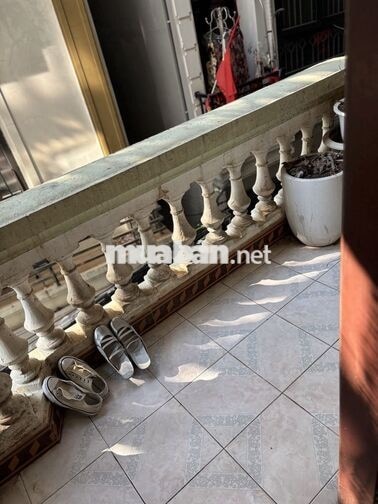 NHƯỢNG PHÒNG TRỌ GIÁ RẺ CÓ BAN CÔNG