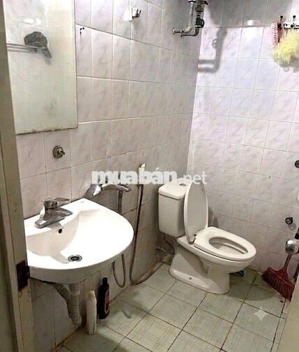NHƯỢNG PHÒNG TRỌ GIÁ RẺ CÓ BAN CÔNG