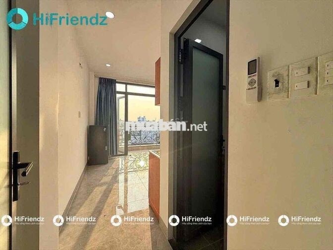 CHO THUÊ PHÒNG STUDIO BAN CÔNG SIÊU ĐẸP