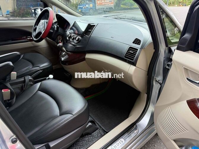 Mitsubishi Grandis 2009 Bạc 7 chỗ