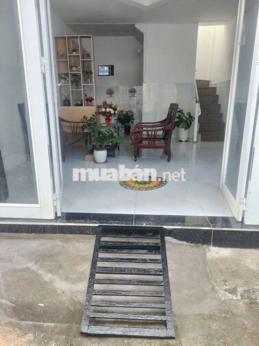 Nhà Chợ Đông Thạnh. 32m2. Đúc 1 lầu. 2PN2WC. Chính chủ