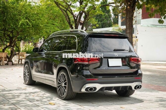 Mercedes-Benz GLB 35 AMG 2022 nhập khẩu option đủ
