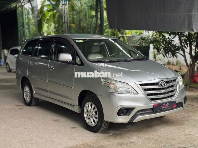 Innova E 2014 106.000km xe gia đình