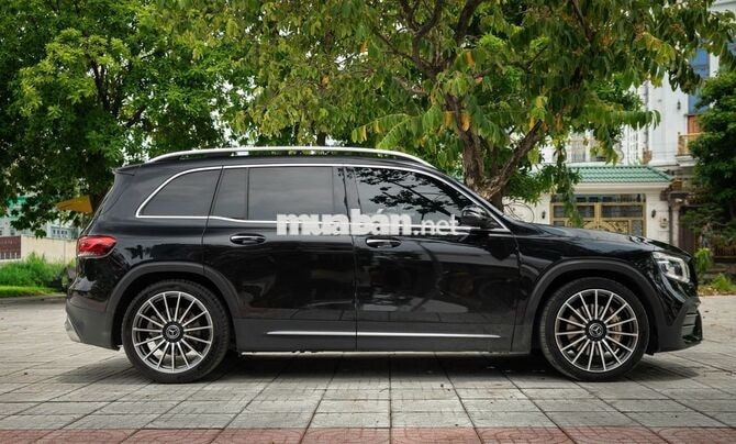 Mercedes-Benz GLB 35 AMG 2022 nhập khẩu option đủ