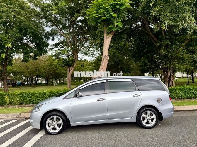 Mitsubishi Grandis 2009 Bạc 7 chỗ