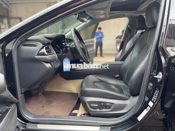 CAMRY 2.5Q 2020 - NHẬP THÁI - GIÁ TL