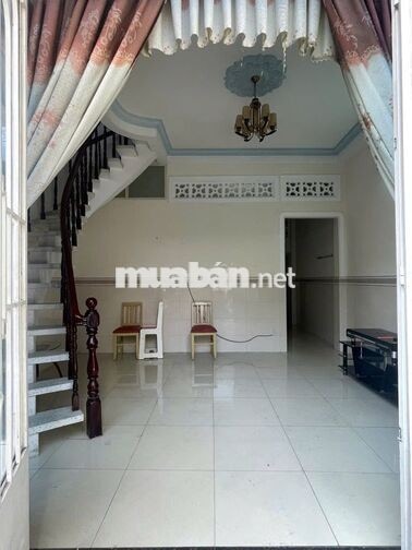CHO THUÊ NHÀ ĐƯỜNG TÂN QUÝ HẺM 6 M THÔNG 5 x 13 M ĐÚC. 1 lầu 3 PN.