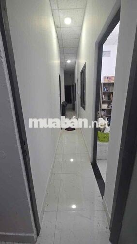 Nhà 2 tầng View công viên đẹp giá đầu tư ạ