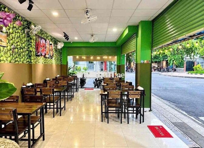 Cho Thuê Góc 2 MT Hiền Vương DT 4m x 20m 1 lầu Xuốt Giá 20tr/th