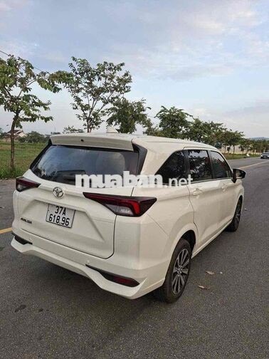 Toyota Avanza 2022 Trắng 7 chỗ Nhập khẩu
