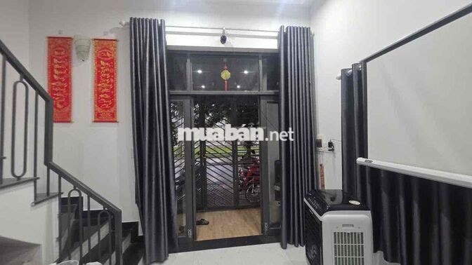Nhà 2 tầng View công viên đẹp giá đầu tư ạ