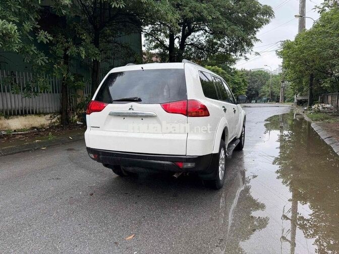 Mitsubishi Pajero Sport 2012 Trắng Số tự động