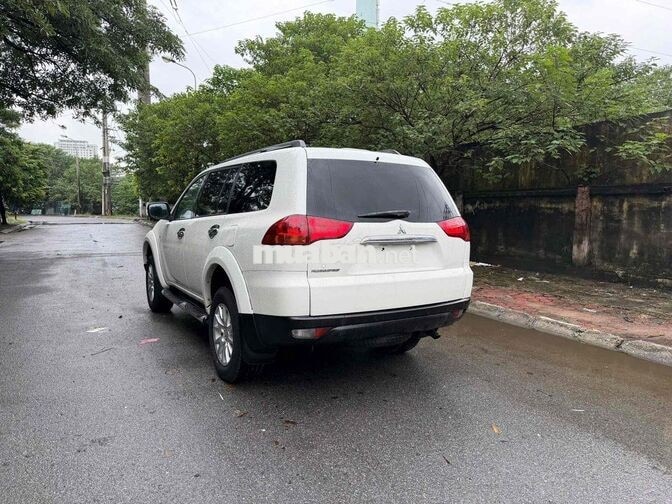 Mitsubishi Pajero Sport 2012 Trắng Số tự động