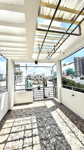 Nhà 5 lầu hẻm 3m Nguyễn cảnh Chân gần mặt tiền 