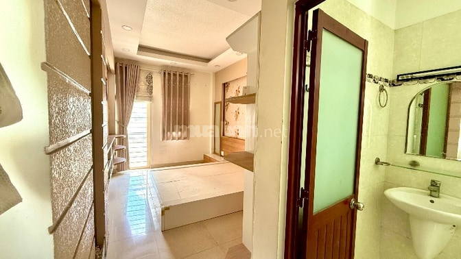Nhà 5 lầu hẻm 3m Nguyễn cảnh Chân gần mặt tiền 