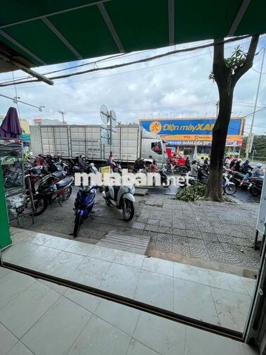 CHO THUÊ NHÀ MẶT TIỀN 111 TÔN ĐỨC THẮNG – VỊ TRÍ KINH DOANH ĐẸP