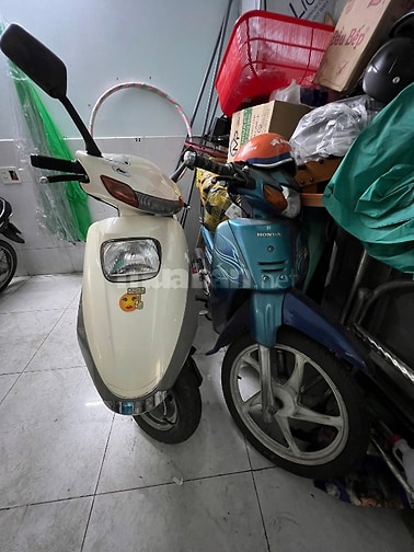 Cần bán 3 xe chính chủ Spacy 2002 zin trùm keo (35tr) xe Honda 100 