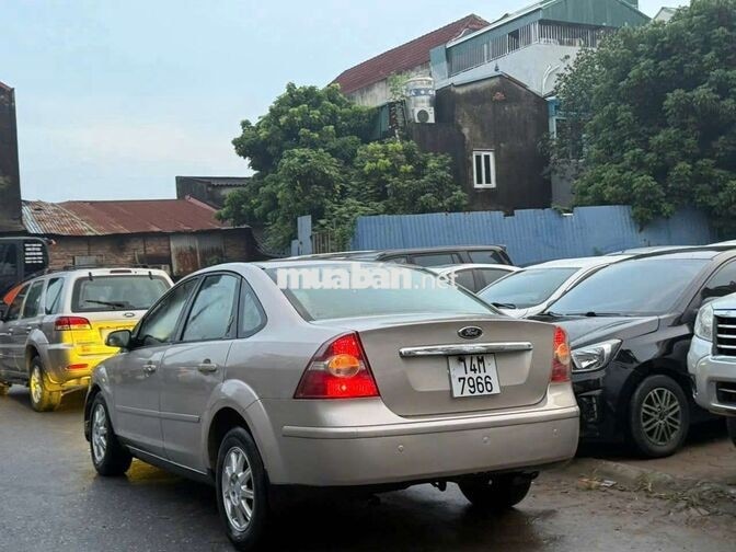 Ford Focus bản đủ quá đẹp