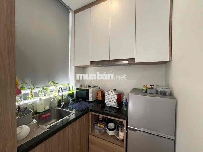CĂN HỘ STUDIO THOÁNG MÁT TIỆN DI CHUYỂN QUA CÁC QUẬN TRUNG TÂM