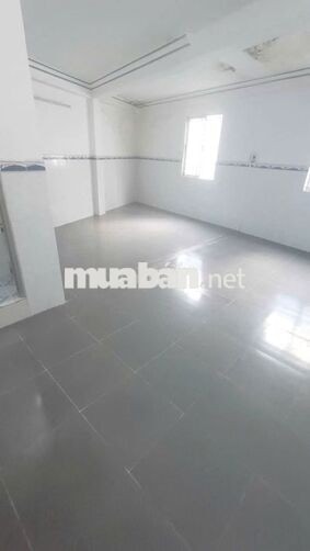 Cho thuê nhà mặt tiền Huỳnh Cương 3PN 3WC giá rẻ