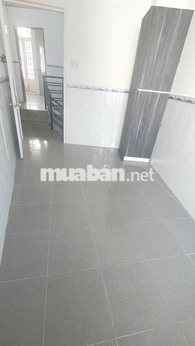 Cho thuê nhà mặt tiền Huỳnh Cương 3PN 3WC giá rẻ