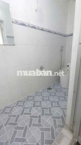 Cho thuê nhà mặt tiền Huỳnh Cương 3PN 3WC giá rẻ