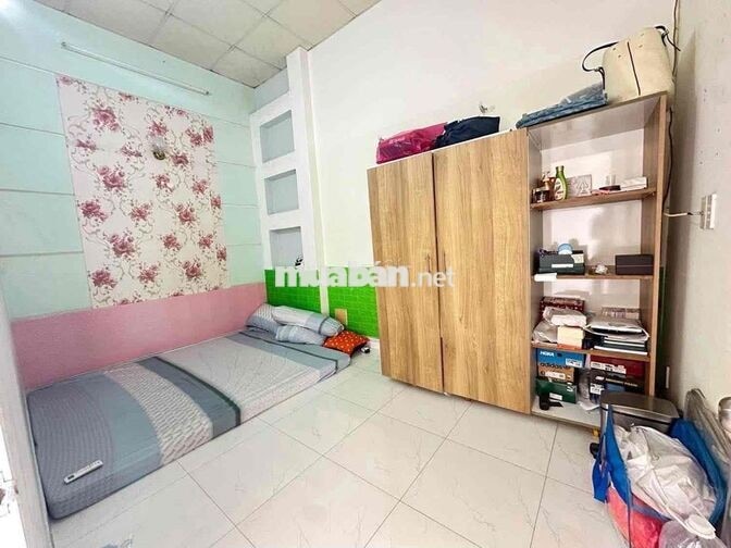 Quận 7 - 6 Tỷ 8 - Xe Hơi Vào Nhà - Nhà 2 Tầng 80m² - 3PN - Ngay Co.opm