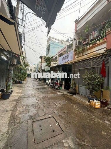 NHÀ 3 PHÒNG HẺM 6M LẠC LONG QUÂN 