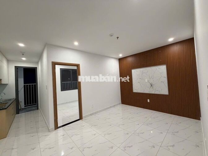 Bà cô U 60 buồn tình cảm. Cắt lỗ 510 triệu