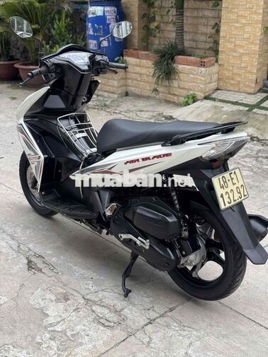 Honda Airblade 125 FI 2014 Trắng Đen Rất Đẹp