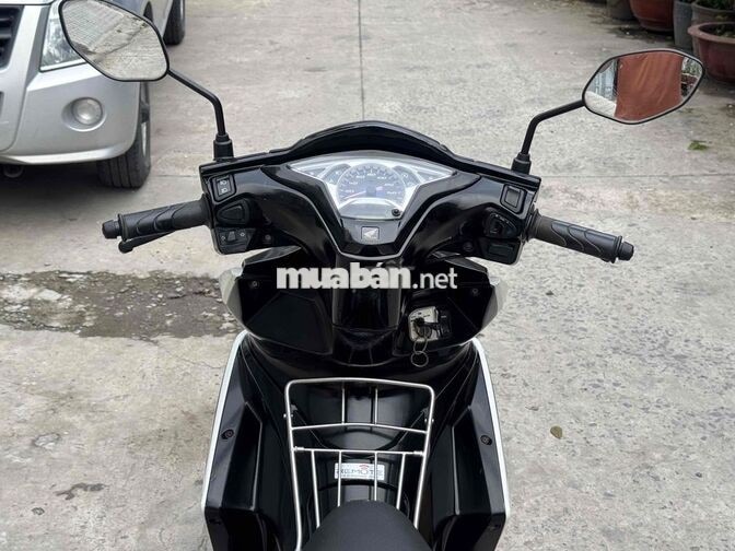 Honda Airblade 125 FI 2014 Trắng Đen Rất Đẹp