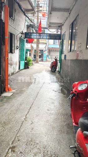  DẠ NAM - NGUYỄN THỊ TẦN, Q.8. DTSD 160M2 