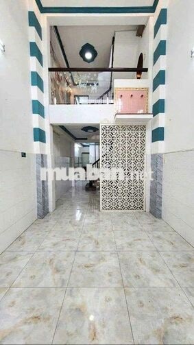 NHÀ 3 PHÒNG HẺM 6M LẠC LONG QUÂN 