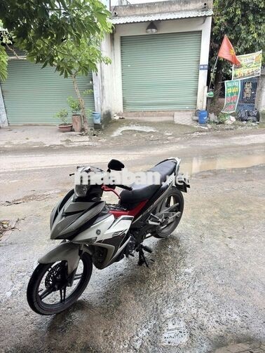 Yamaha Exciter 150 Trắng, Đỏ, Đen