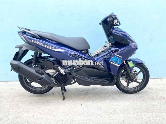 Honda Air Blade 125 4 van Xanh Việt Nam