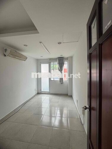 Cho thuê nhà H3G Nguyễn Trãi  P Bến Thành Q1.(cách MT HXH 15m.)