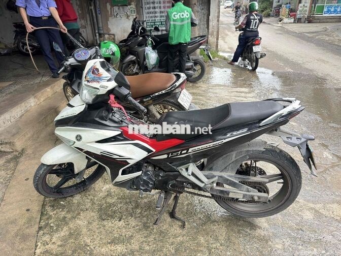 Yamaha Exciter 150 Trắng, Đỏ, Đen