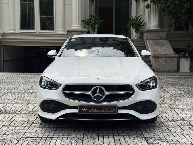 Mercedes-Benz C200 Trắng 5 chỗ