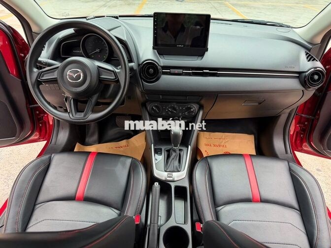 Mazda Mazda 2 5 chỗ Tự động Xăng Đỏ
