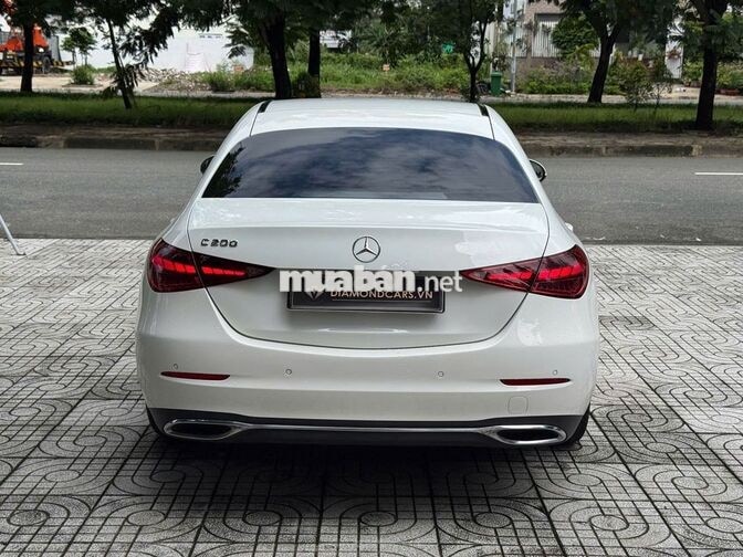 Mercedes-Benz C200 Trắng 5 chỗ